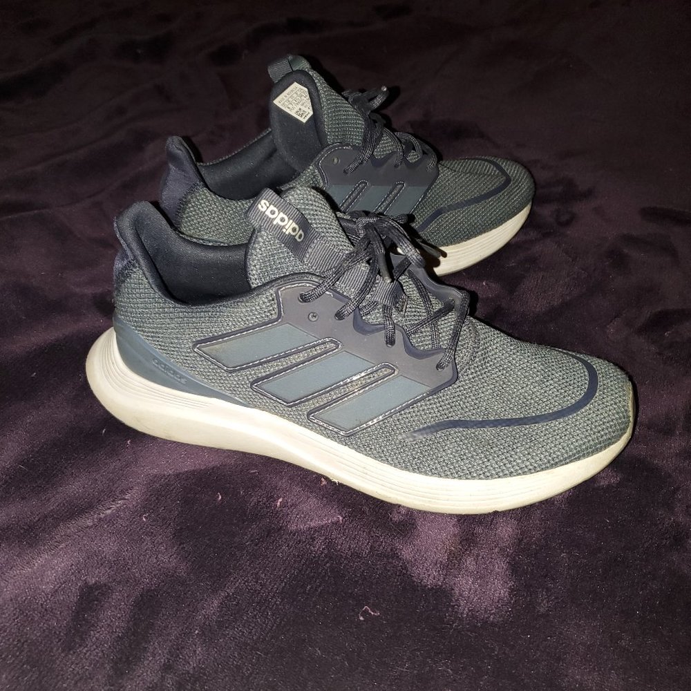 Adidas sz 8
